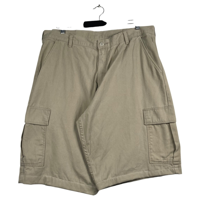 Vintage Wrangler Cargo Shorts 38