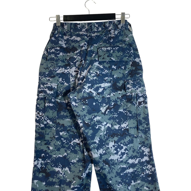 Vintage Digital Camo Cargo Pants 31 x 30