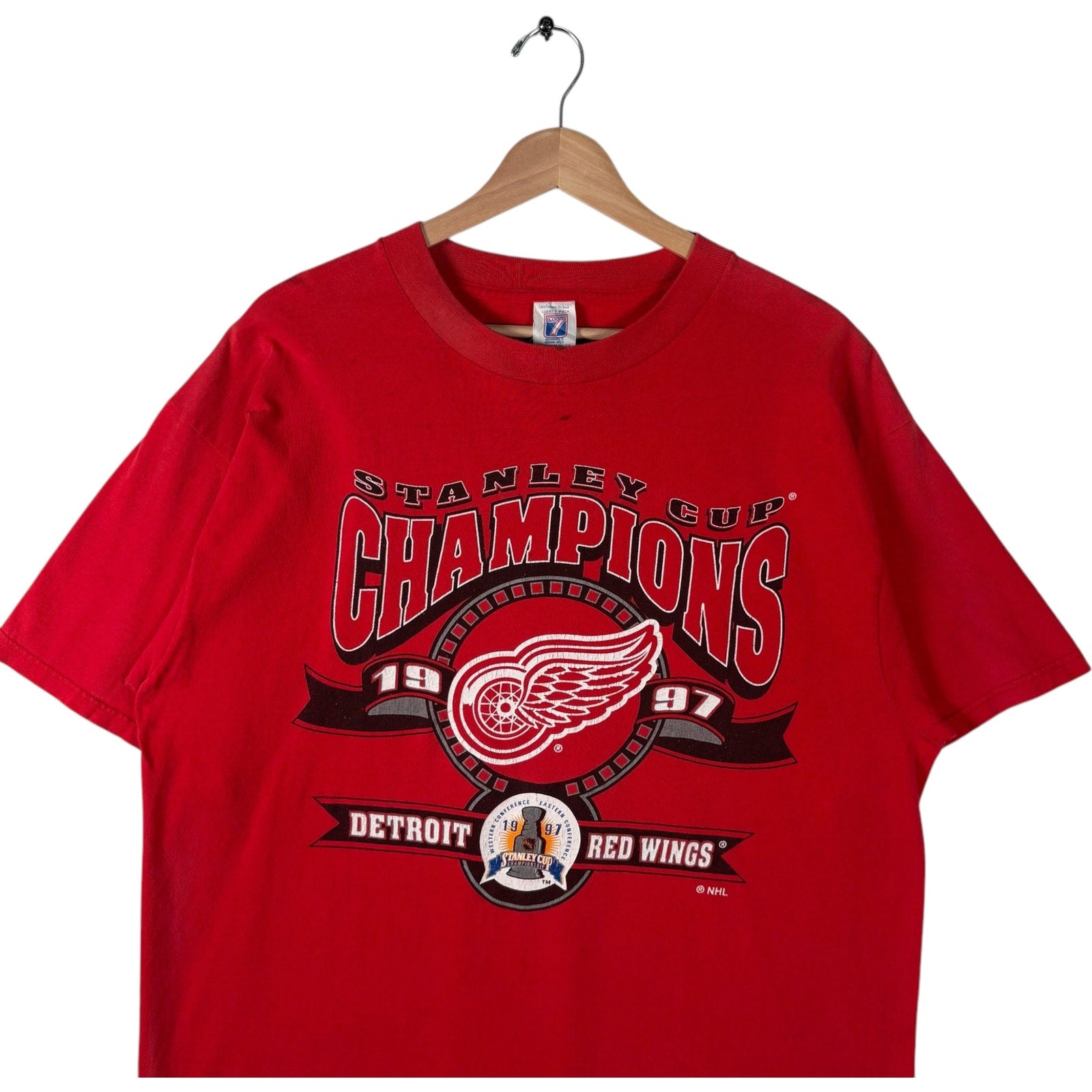 Vintage Logo 7 Detroit Red Wings Stanley Cup Champs NHL 90s Tee