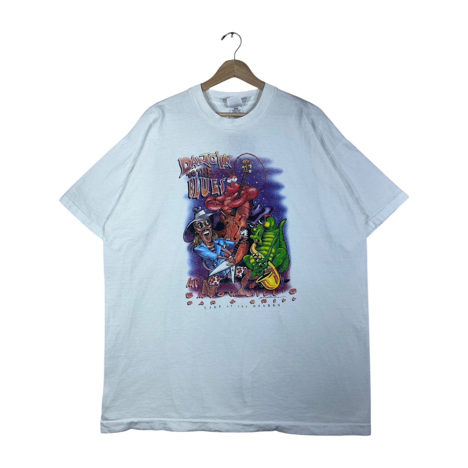 Vintage Dancin' To The Blues Bayou Bill's Bar & Grill T-Shirt