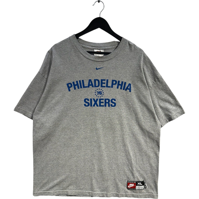 Vintage Nike Philadelphia Sixers Logo Tee