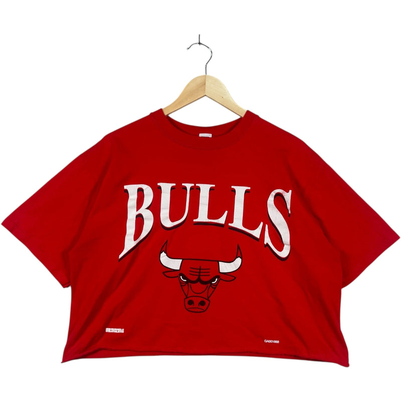 Vintage Russell Athletic Chicago Bulls Cropped Tee