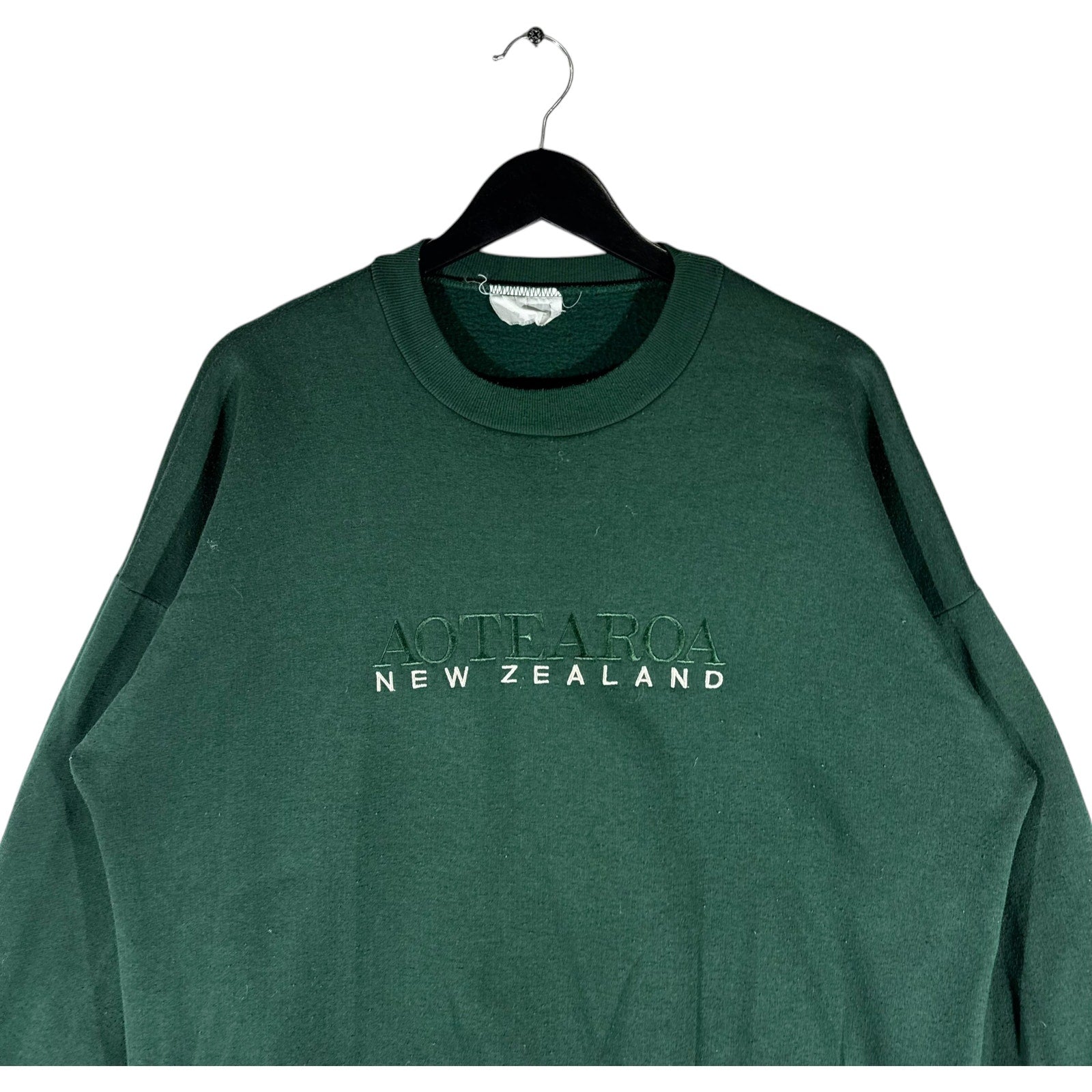 Vintage AOTEAROA New Zealand Embroidered Spell Out Crewneck