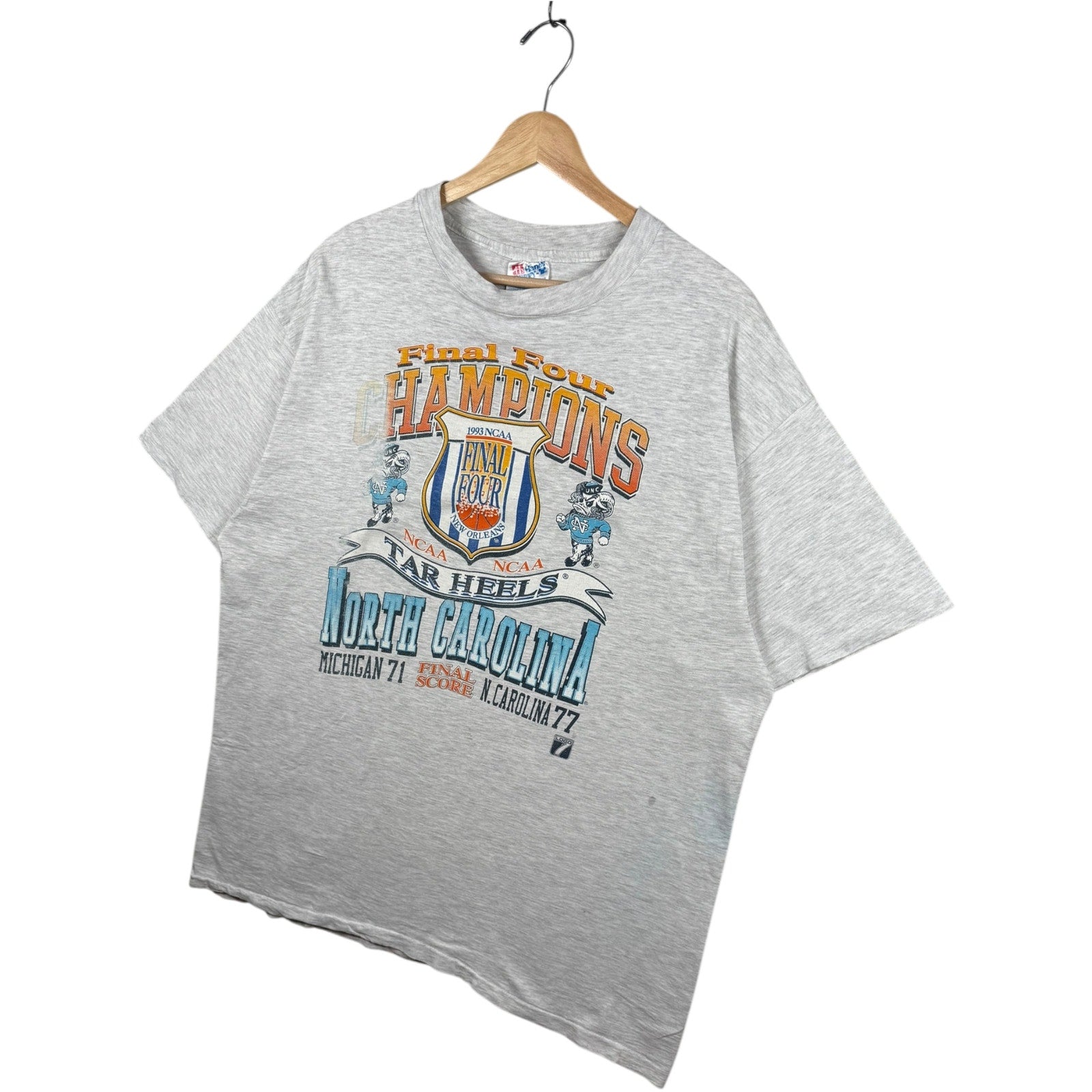 Vintage North Carolina Tar Heels T-Shirt