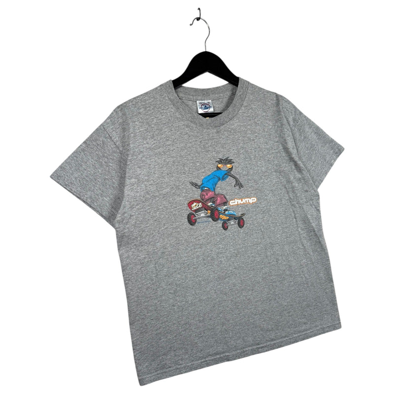 Vintage Looney Tunes Wile E. Coyote Skateboardin T-Shirt