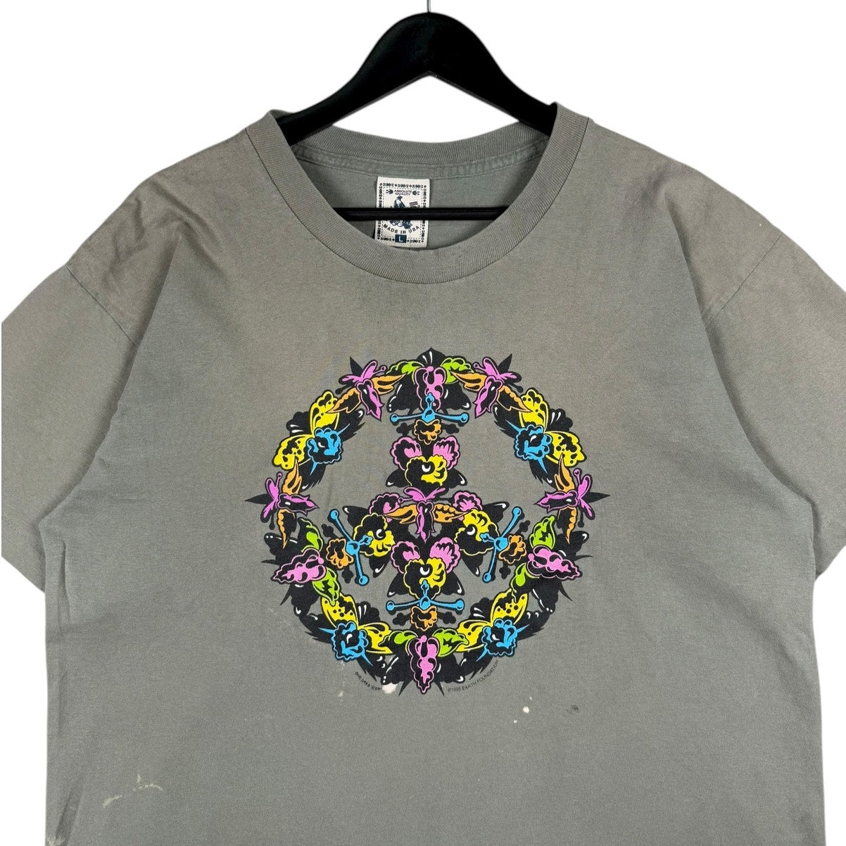 Vintage Peace Sign Cartoon Graphic T-Shirt