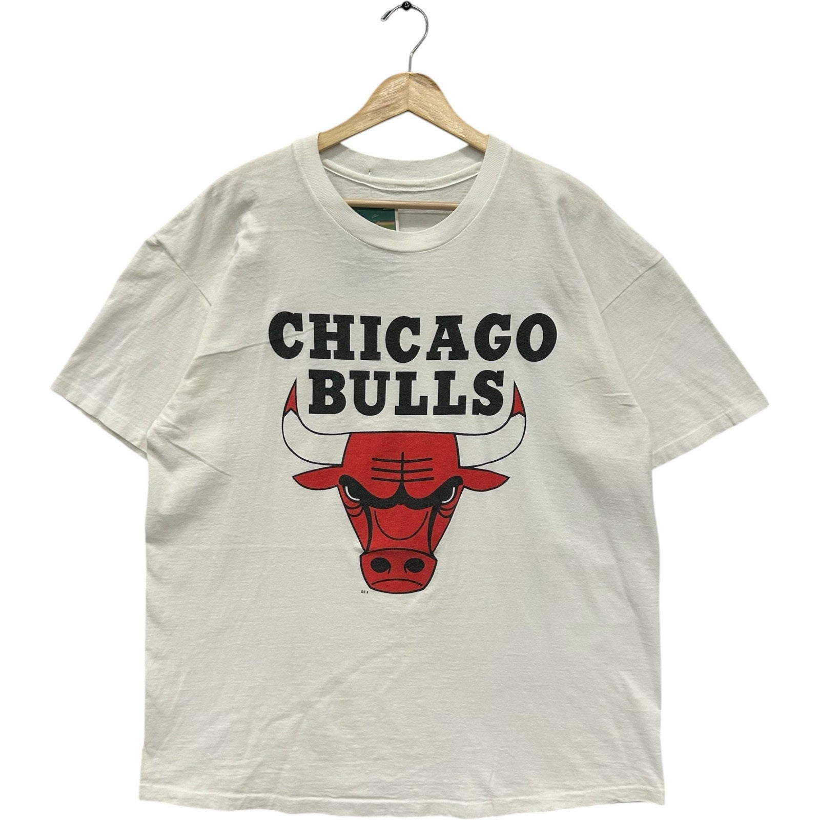 Vintage Chicago Bulls Spellout Chest Logo NBA Tee 90s