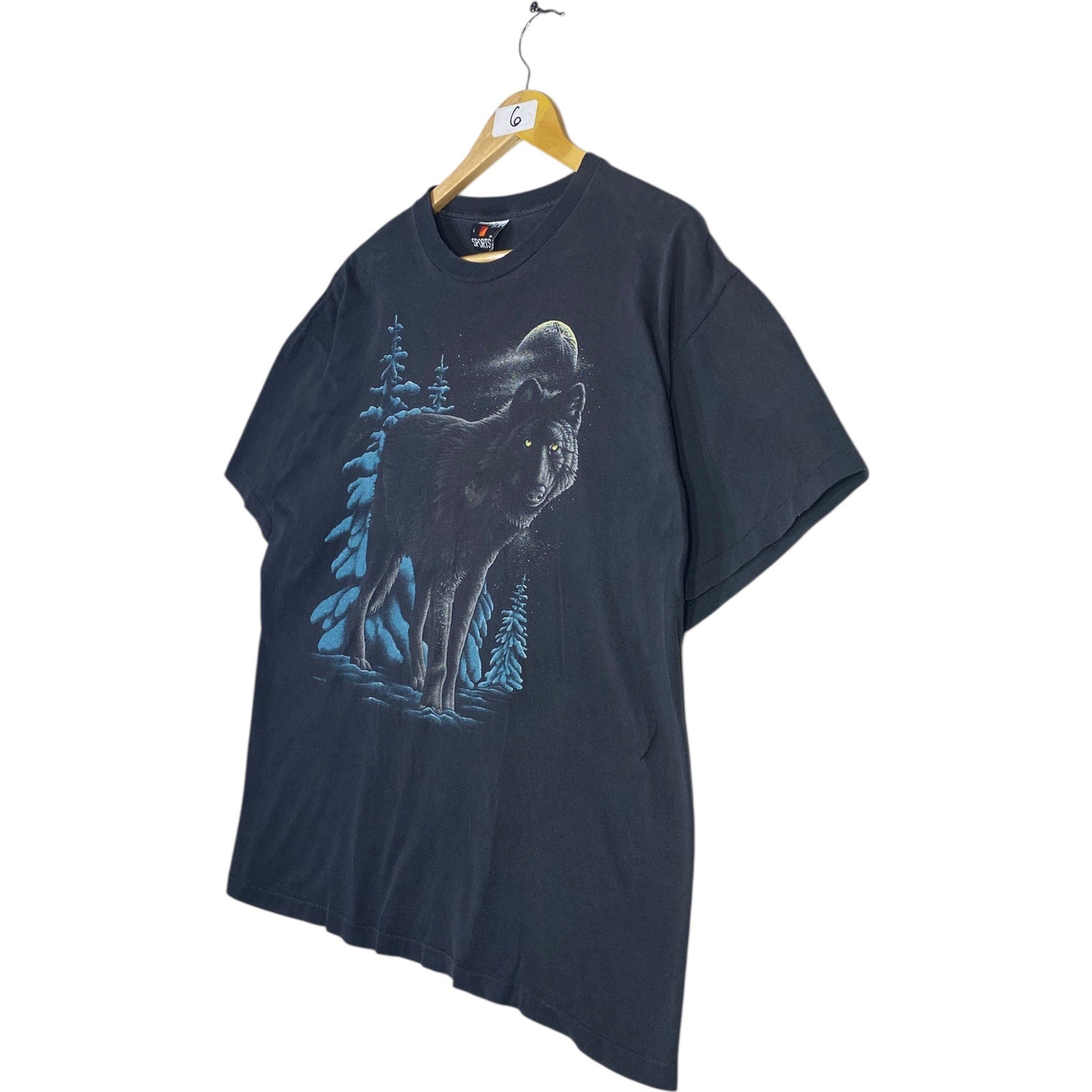 Vintage Wolf Wildlife Graphic T-Shirt